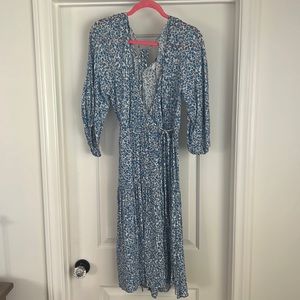 TEN SIZTY SHERMAN Blue floral flowy midi wrap dress